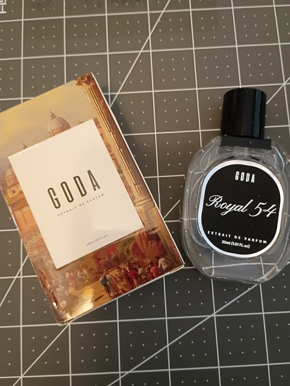 New Goda Extrait De Parfum 1.01 Fl Oz New In Box